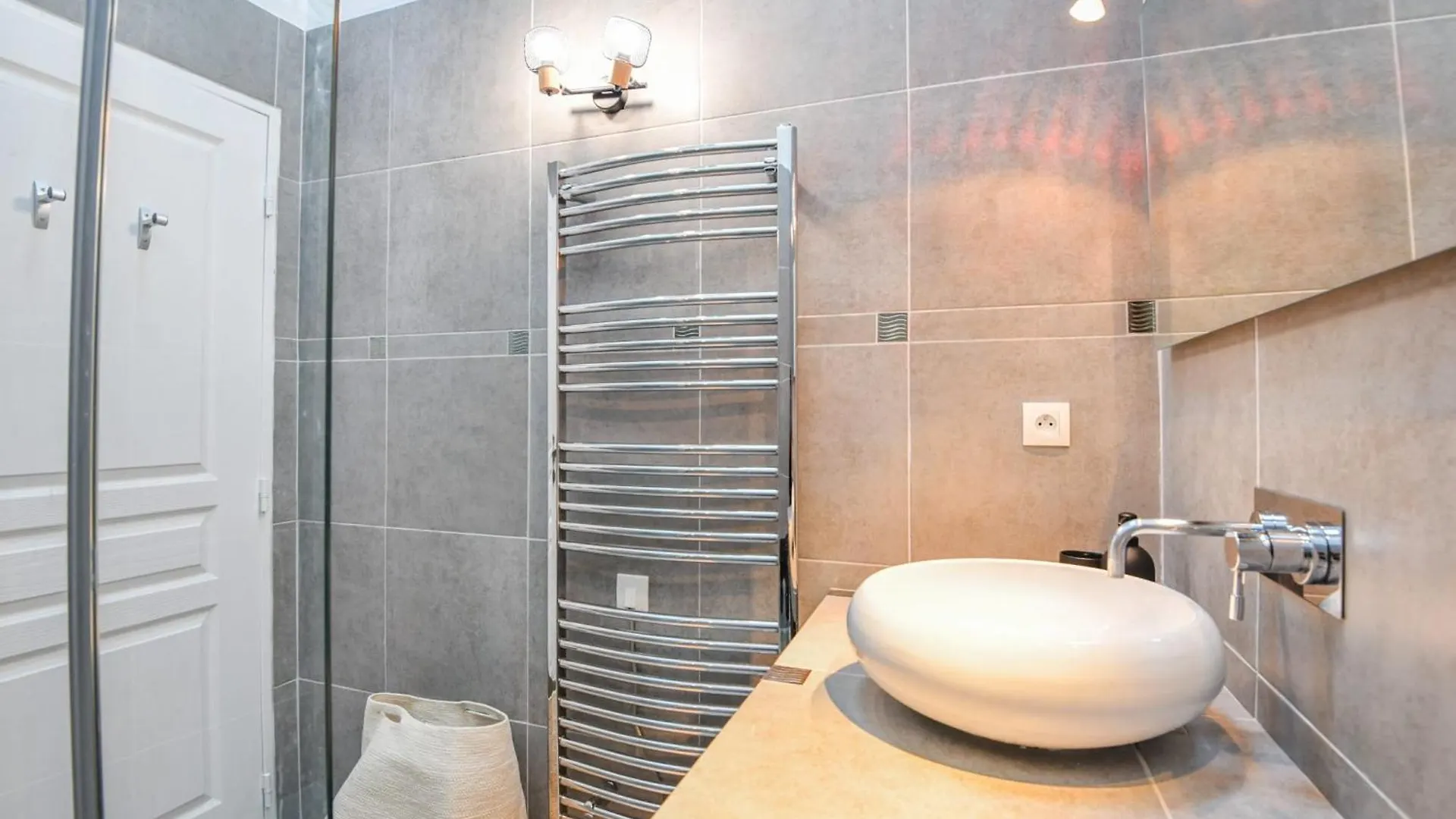 Apartment Le Mages - Appart 2 Ch Avec Terrasse Et Parking Marseille